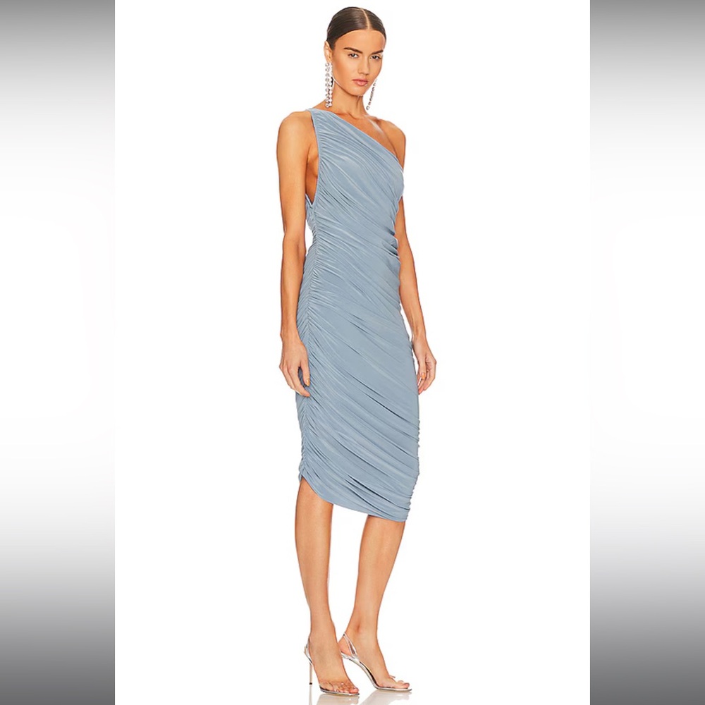 Diana Dress in Soft Blue
Norma Kamali - Picture 2 of 4
